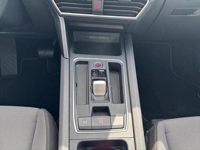 Seat LEON Sportstourer 1.0 eTSI Style Business Intense