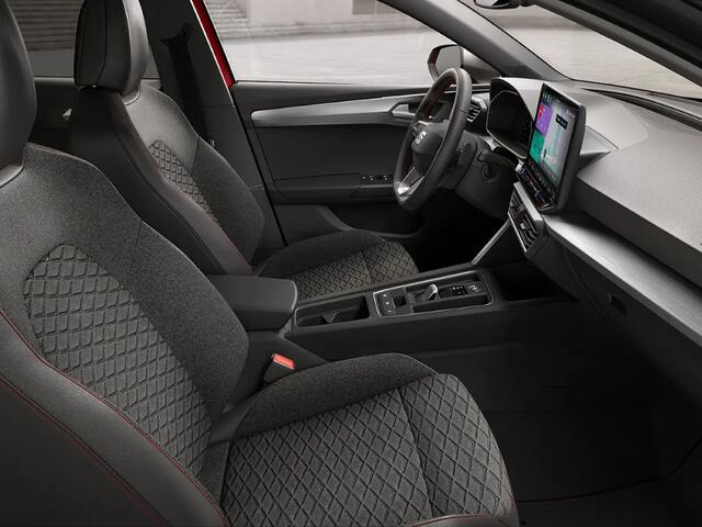 Seat LEON Sportstourer 1.5 TSI e-Hybrid FR Business 204 PK l Black Pack l Wegklapbare Trekhaak l Safe & Driving Pack