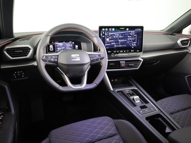 Seat LEON 1.5 TSI 204pk e-Hybrid FR Business | Black Pack | Trekhaak | Led Matrix