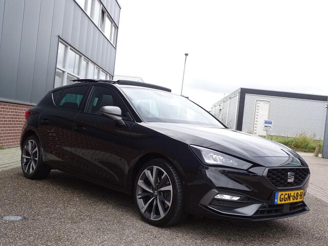 Seat LEON Sportstourer 1.4 TSI eHybrid PHEV FR Business Intense AUTOMAAT | PANORAMADAK | STUUR-STOELVERWARMING | NAVIAGATIE | ACHTERUIT RIJ CAMERA | LED PAKKET | VOLLEDIG DIGITAAL INSTRUMENTENPANEEL | DAB | KEYLESS ENTRY |