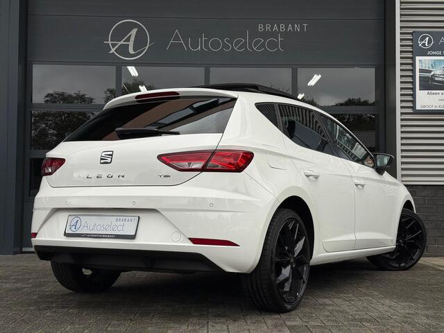Seat LEON 1.2 TSI Excellence Pano Cruise CarPlay