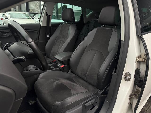 Seat LEON 1.2 TSI Excellence Pano Cruise CarPlay