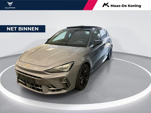 Seat LEON 1.5 TSI 204pk DSG e-Hybrid VZ Performance · Panoramadak · Camera · Keyless · Dodehoek Detectie · Sennheiser Audio · Elek. Voorstoelen · Carbon Spiegelkappen · 19'' Inch · Garantie t/m 02-02-2030 of 100.000km