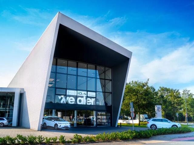 Seat LEON Sportstourer 1.5 eTSI FR Launch Edition | 150 PK | Automaat | Adaptive cruise control | Elek. achterklep | Voorstoelen verwarmd |