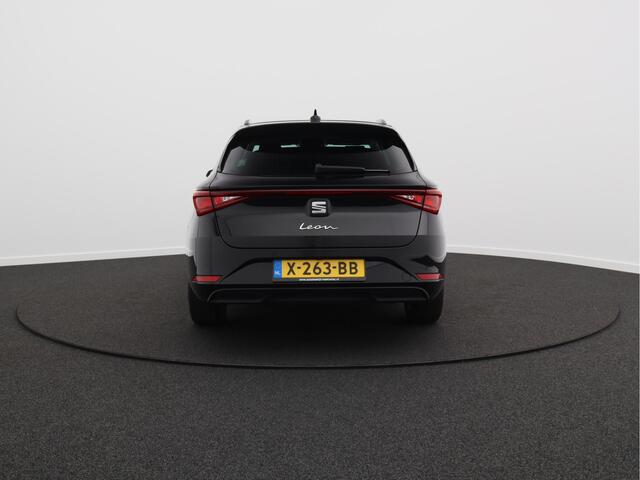 Seat LEON Sportstourer 1.0 TSI Style Business Intense/ lage km/ zeer mooi!