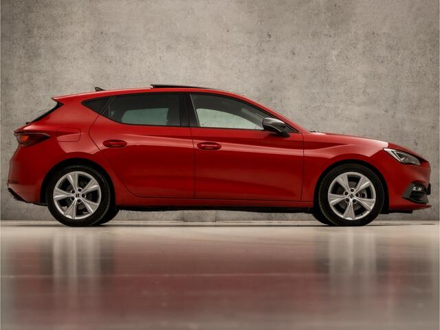 Seat LEON 1.5 TSI FR Sport (SCHUIFDAK, APPLE CARPLAY, VIRTUAL COCKPIT, CAMERA, STOEL/STUURVERWARMING, KEYLESS, NIEUWE APK, NIEUWSTAAT)