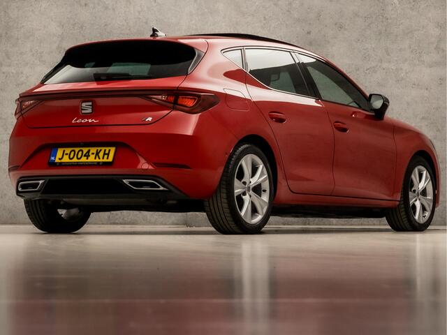 Seat LEON 1.5 TSI FR Sport (SCHUIFDAK, APPLE CARPLAY, VIRTUAL COCKPIT, CAMERA, STOEL/STUURVERWARMING, KEYLESS, NIEUWE APK, NIEUWSTAAT)