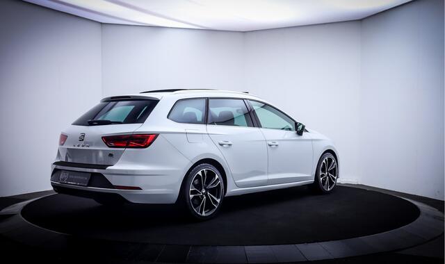 Seat LEON ST 1.4TSI 150Pk Dsg FR-Intense PANO | FULL LED | CAMERA | SEAT SOUND | STOELVERW | CARPLAY | LMV 18'' | NAVI | DAB