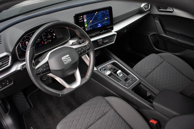 Seat LEON 1.4 TSI eHybrid PHEV FR Bus.Int. PANO CAMERA ACC CARPLAY