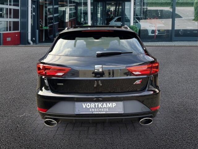 Seat LEON CUPRA 300 4DRIVE PANO-DAK/ACC/BEATS-AUDIO/CARPLAY/CAMERA