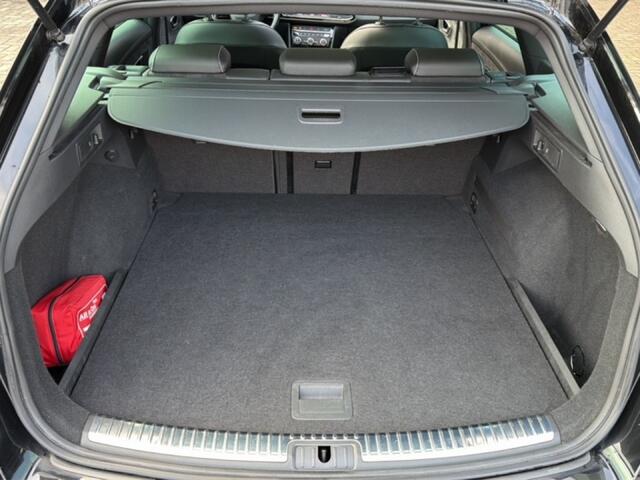 Seat LEON CUPRA 300 4DRIVE PANO-DAK/ACC/BEATS-AUDIO/CARPLAY/CAMERA