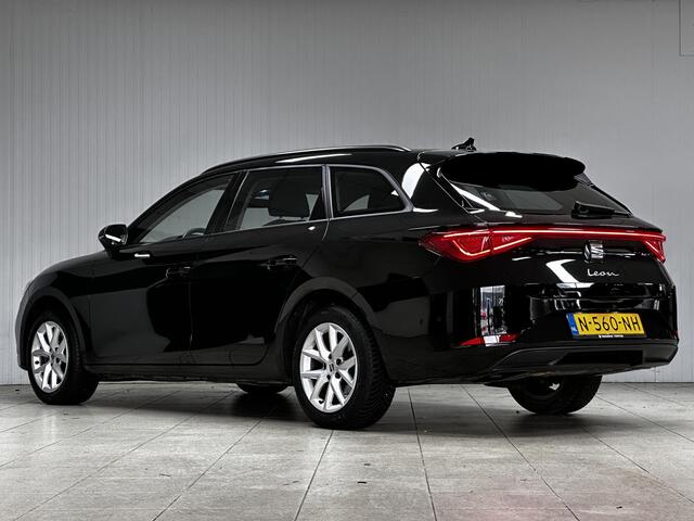 Seat LEON Sportstourer 1.0 TSI Style Business Intense /LED Koplampen! /Apple + Android /DAB+! /Lane Assist! /Navi /Climat /Adaptief Cruise /Elek. pakket /Bluetooth /Isofix /Armsteun /Regensensor /16"LMV /LED Dagrijverl. /Mistlampen /Dakrails.