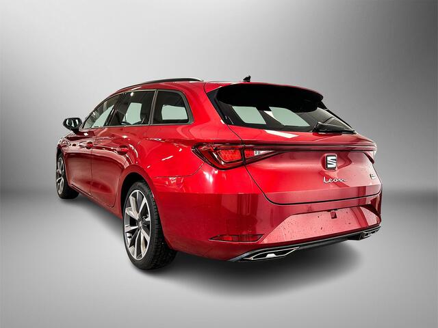 Seat LEON Sportstourer 1.4 TSI eHybrid PHEV FR Elektrische achterklep / Achteruitrijcamera / BeatsAudio / 18 inch lichtmetaal