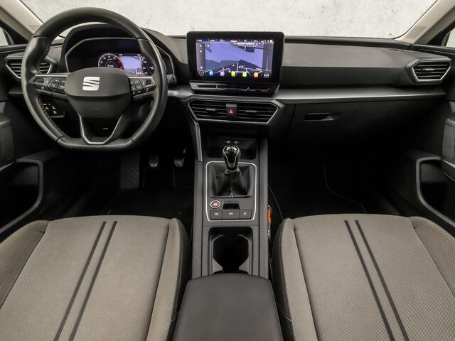 Seat LEON Sportstourer 1.5 TSI Sport 150Pk (VIRTUAL COCKPIT, APPLE CARPLAY, GROOT NAVI, TREKHAAK, CAMERA, SPORTSTOELEN, ADAPTIVE CRUISE, GETINT GLAS, NIEUWSTAAT)