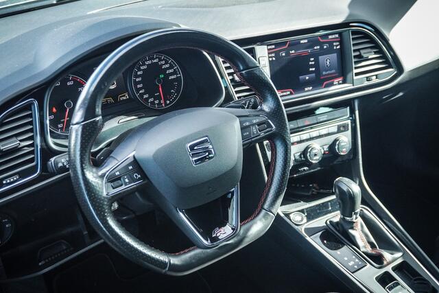 Seat LEON 1.4 TSI FR Business Intense GRATIS Afleverpakket! | DSG | TREKHAAK |