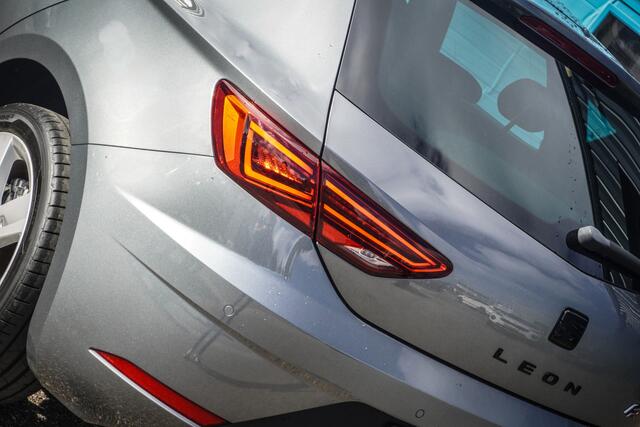 Seat LEON 1.4 TSI FR Business Intense GRATIS Afleverpakket! | DSG | TREKHAAK |