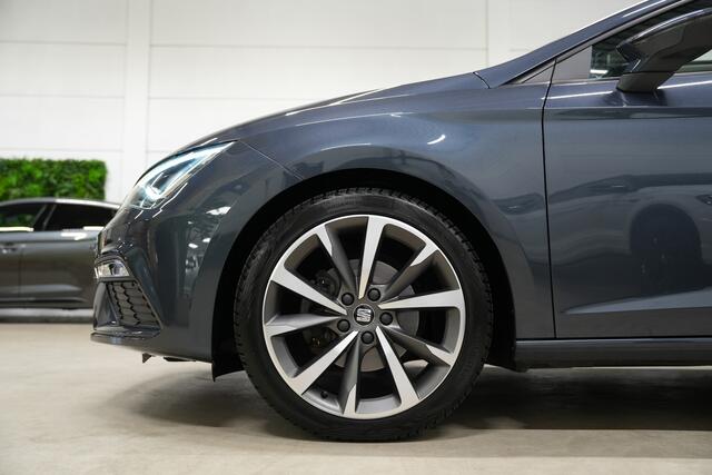 Seat LEON ST 1.5 TSI FR DSG * Pano - Camera - Beats - 18" - LED - Navi - App - DAB *