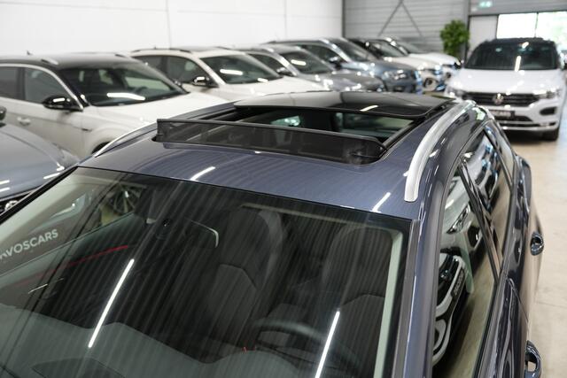 Seat LEON ST 1.5 TSI FR DSG * Pano - Camera - Beats - 18" - LED - Navi - App - DAB *