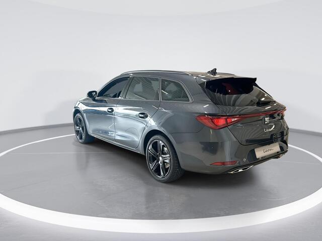 Seat LEON Sportstourer 1.5 TSI e-Hybrid FR Business 204 PK l Black Pack l Wegklapbare Trekhaak l Safe & Driving Pack