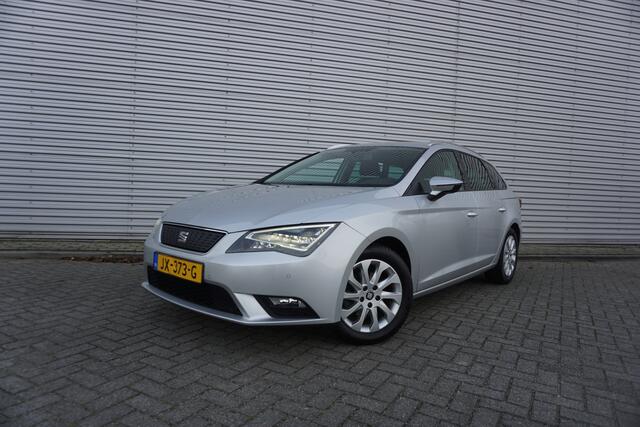 Seat LEON ST 1.0 EcoTSI Style Connect Climate / Navi / Cruise / Camera / Parkeersens. / Trekhaak / NAP