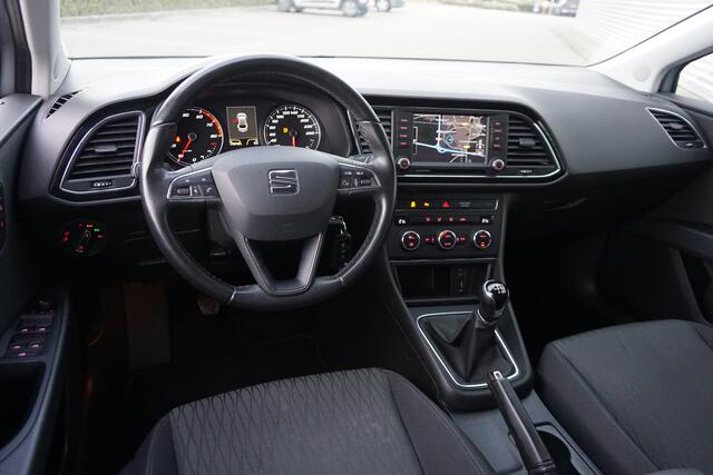 Seat LEON ST 1.0 EcoTSI Style Connect Climate / Navi / Cruise / Camera / Parkeersens. / Trekhaak / NAP
