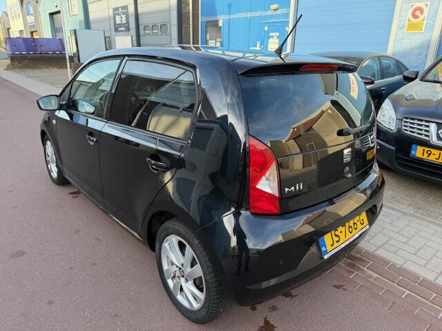 Seat MII 1.0 Sport Connect Automaat 5-deurs 2016 APK 07-2026, met boekjes en NAP.
