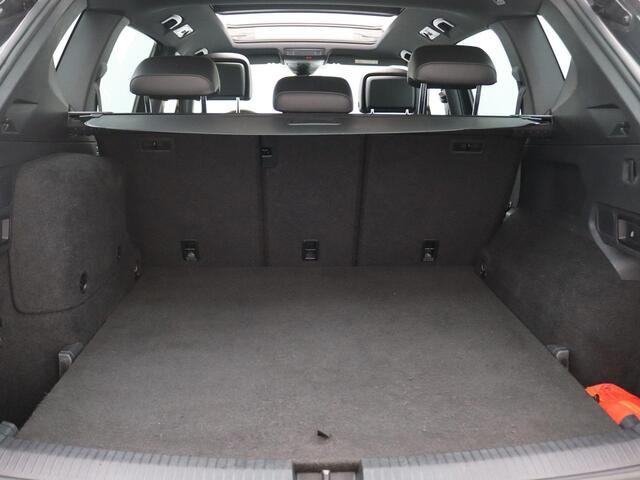 Seat Tarraco 1.4 TSI e-Hybrid PHEV Xcellence 245PK DSG Pano-Schuifdak, Adaptieve Cruise Controle, Achteruitrijcamera, Keyless, Side Assist, Stoel-Stuurverwarming, Trekhaak, 19" LM Velgen