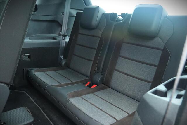 Seat Tarraco 1.5 TSI XCELLENCE 7-PERS | VIRT. COCKPIT | CARPLAY | TREKHAAK | KEY-LESS | ADAP. CRUISE | NAVI | FULL LED