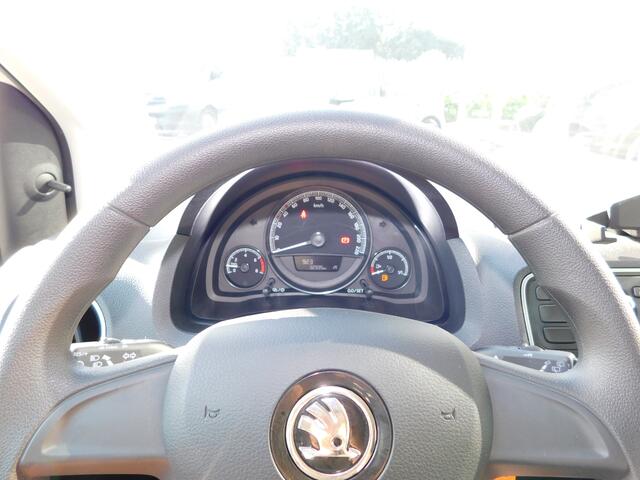 Skoda CITIGO 1.0 60PK AMBITION!! All-in Prijs! Cruise! 32000km!