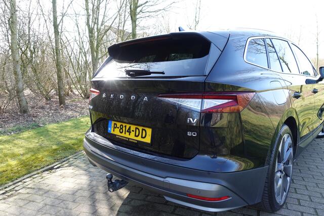 Skoda Enyaq iV 80 First Edition High | Leer | Panorama dak | Cruise control | Elektrisch verstelbare stoelen met geheugen | Stoelverwarming |