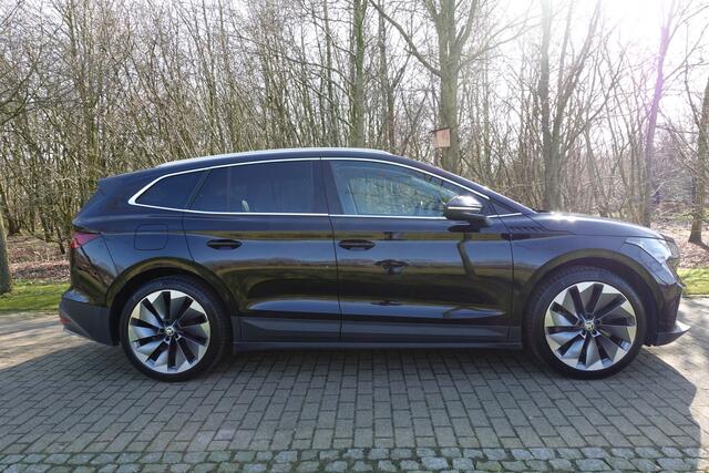 Skoda Enyaq iV 80 First Edition High | Leer | Panorama dak | Cruise control | Elektrisch verstelbare stoelen met geheugen | Stoelverwarming |