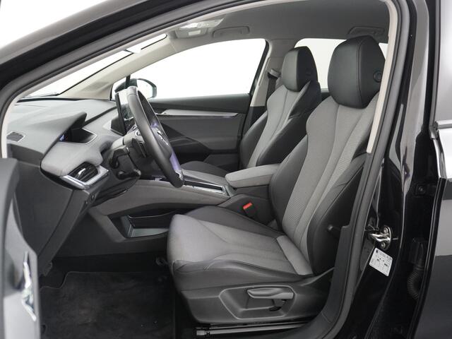 Skoda Enyaq iV 60 Business Edition Plus Apple Carplay Android Auto Navi Ecc Adaptieve Cruise Control Camera Keyless Led Pdc Dab Stoelverwarming Bluetooth Dodehoek detector Draadloze tel.lader Rijstrooksensor Regen-Lichtsensor Origineel Nederlandse 1e Eigenaar Auto nieuw