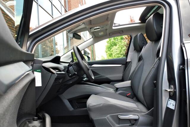 Skoda Enyaq iV 85 Business Edition Panoramadak, Trekhaak, Achteruitrijcamera