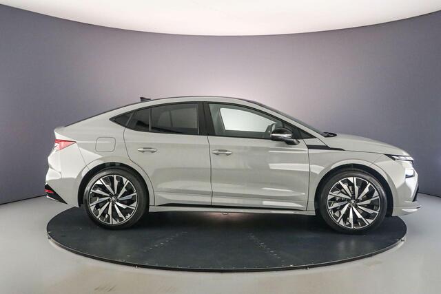 Skoda Enyaq iV Coupé 60 Sportline 204pk Automaat Adaptive cruise control, Achteruitrijcamera, Panoramadak, Navigatie, Stuurwiel verwarmd, Stoelverwarming, LED matrix koplampen, Parkeersensoren