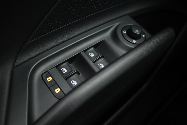 Skoda Enyaq iV 80 Sportline | Crystal Light | HUD | Travel Assist | Camera | Stoel- Stuurverw.