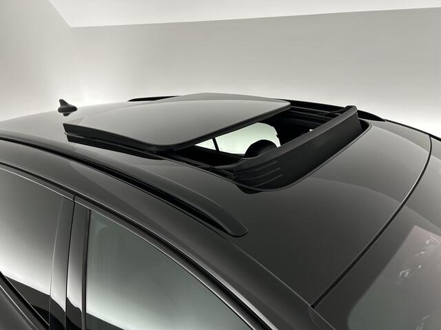 Skoda Enyaq iV 80 204pk Founders Edition Black 204pk Warmtepomp Leder Trekhaak 360Camera Massage Panoramadak Navigatie