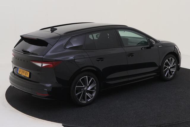 Skoda Enyaq iV 60 Sportline / CAMERA/ PARK. SENSOREN/ CRYSTAL LIGHTING/ ELEK. ACHTERKLEP/ GETINT GLAS/ 20" LMV