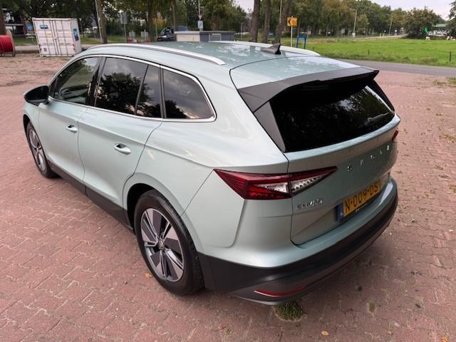 Skoda Enyaq iV 80 BEV 204PK 77KWH/THAAK/ACARPLAY/HUP/FABRIEKSGARANTIE