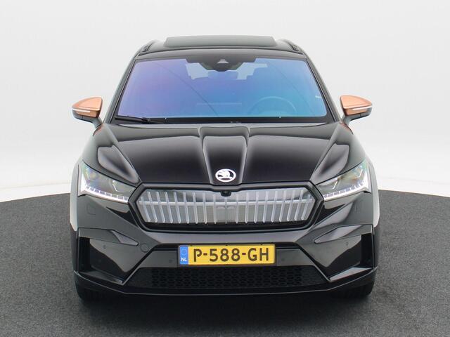 Skoda Enyaq iV 80 Founders Edition Black 204 Pk | 360° Camera | Panorama Dak | Trekhaak | Carplay | Full LED | Elektrische Achterklep | 21 Inch