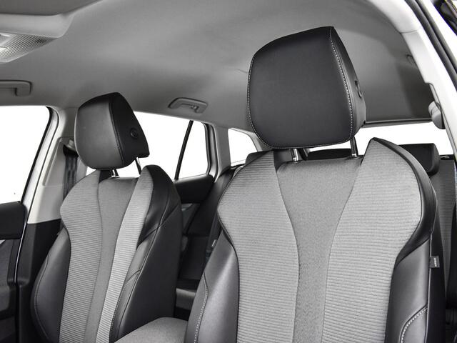 Skoda Enyaq iV 60 180pk · Apple/Android Car Play · Camera · Navigatie · P-Sensoren · Cruise Control · LED Koplampen · 19'' Inch ·