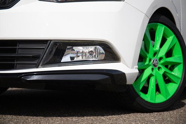 Skoda FABIA R5 1.4 TSI WRC 2 Champion 2017 | UNIEK | 1 van 1.300 | Adapt. Cruise | Stoelverw. | Camera | Keyless