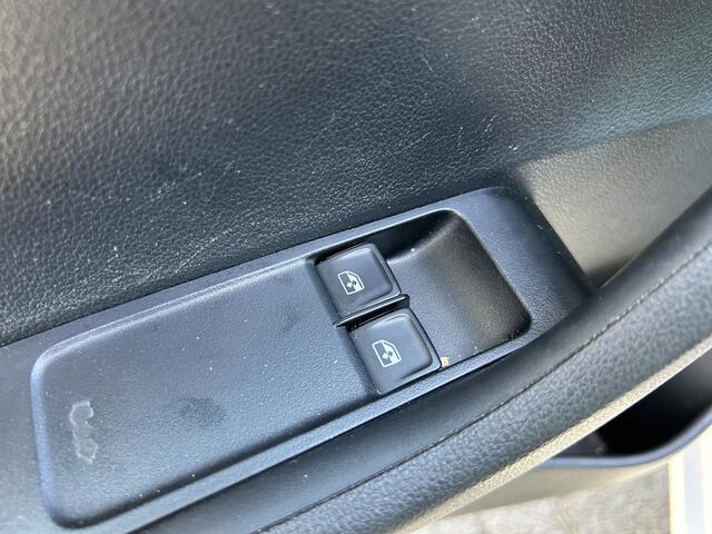 Skoda FABIA Combi 1.0 TSI Business Edition 50% deal 4.975,- ACTIE PDC achter / Keyless / Cruise / Clima / Navi