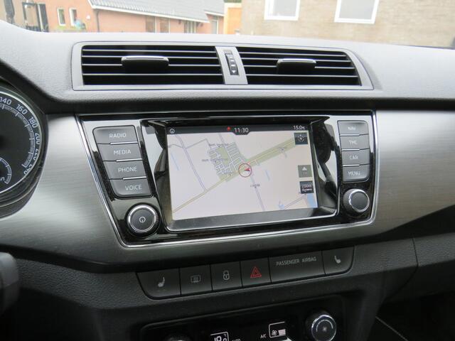 Skoda FABIA Combi 1.0 TSI 95Pk Business Edition * Rijklaarprijs incl. garantie * Panoramadak * Carplay Android * Led Koplampen * Navi