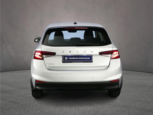 Skoda FABIA Ambition 1.0 TSI 110pk DSG Automaat Cruise control, Parkeersensoren, Airco, DAB, Radio, Stoelverwarming, LED koplampen, App connect