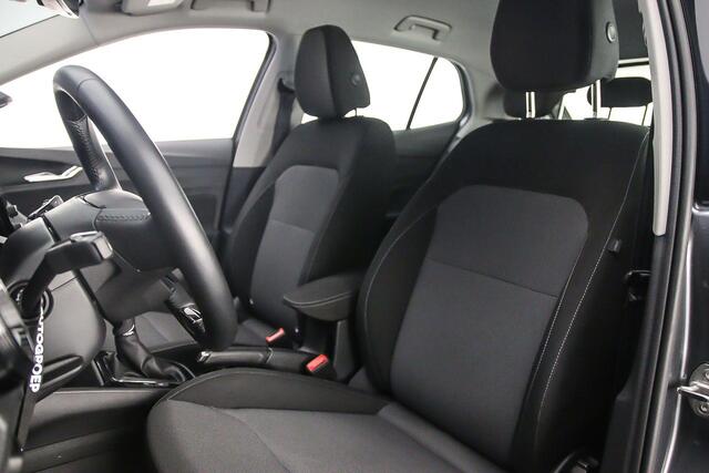 Skoda FABIA Ambition 1.0 TSI 110pk DSG Automaat Cruise control, Parkeersensoren, Stoelverwarming, Airco, DAB, Radio, Bluetooth, LED koplampen, App connect