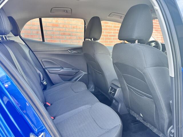 Skoda FABIA 1.0 TSI Style Bi-Tone: Stijlvol, Zuinig & Dealer onderhouden!