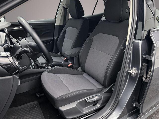 Skoda FABIA Ambition 1.0 TSI 110pk DSG Automaat Cruise control, Parkeersensoren, Stoelverwarming, Airco, DAB, Radio, Bluetooth, App connect, LED koplampen