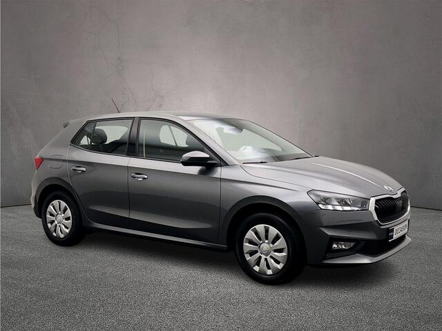 Skoda FABIA Essence 1.0 TSI 95pk Snelheidsbegrenzer, Parkeersensor achter, Airco, Bluetooth, DAB, Radio, LED koplampen