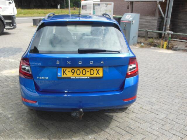 Skoda FABIA Combi 1.0 TSI Business Edition Staat in De Krim