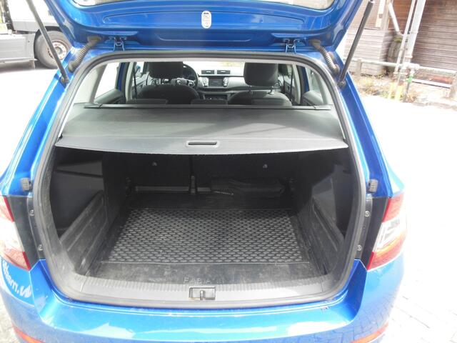 Skoda FABIA Combi 1.0 TSI Business Edition Staat in De Krim